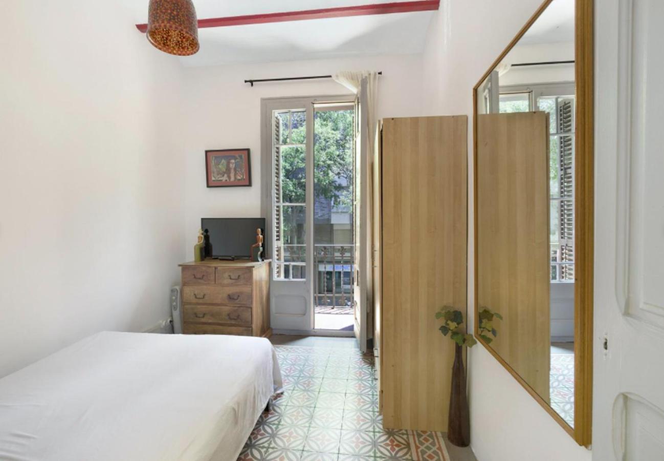 Great Apartment In Sagrada Familia With Balcony Barcelona Exterior photo